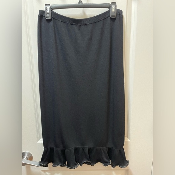 Cyrus Knit Skirt & Top Trimmed In Genuine Leather. - Picture 6 of 11